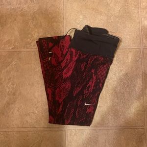 Nike cropped dry fit leggings